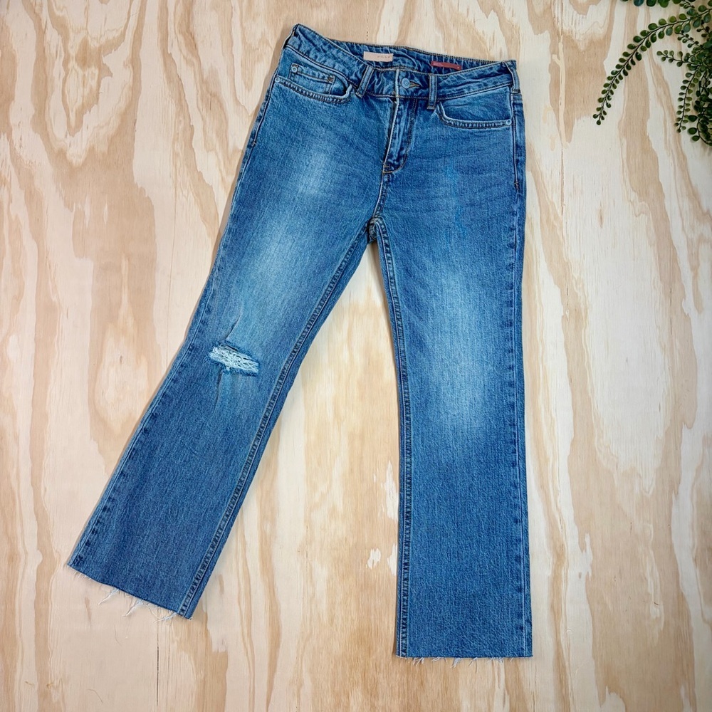 Pilcro Yaya MidRise Crop Flare Jeans Distressed custom raw hem 26 Anthropologie